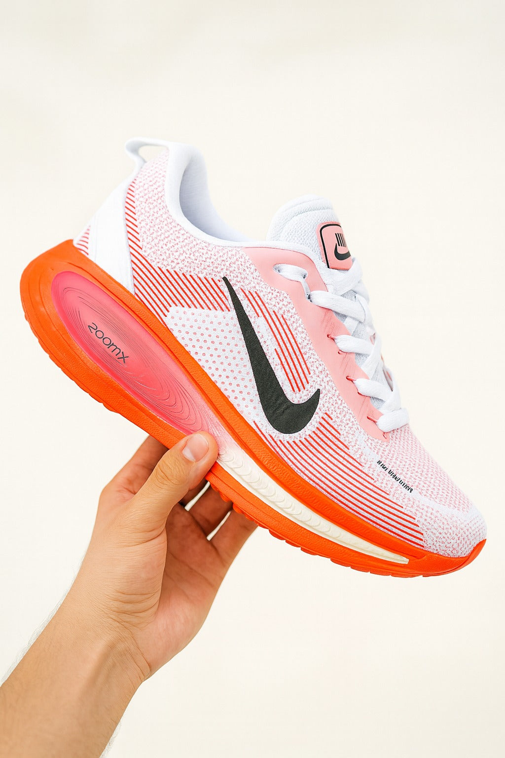 Tenis Nike Vomero 18 Premium Unisex + Caja - compra y obtenga un descuento
